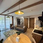 Avlu & Apartament Kemer