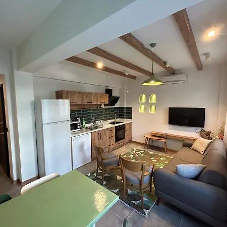 Avlu & Apartment Kemer