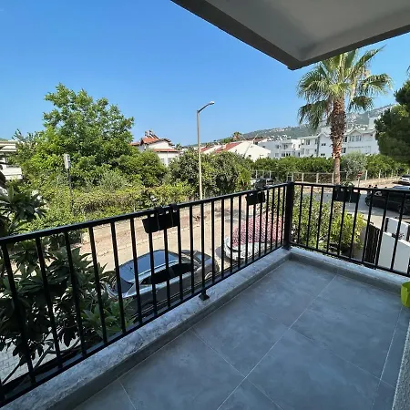 Avlu & Appartement *