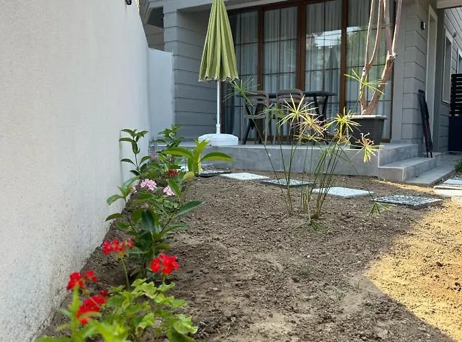 Avlu & Apartamento Kemer